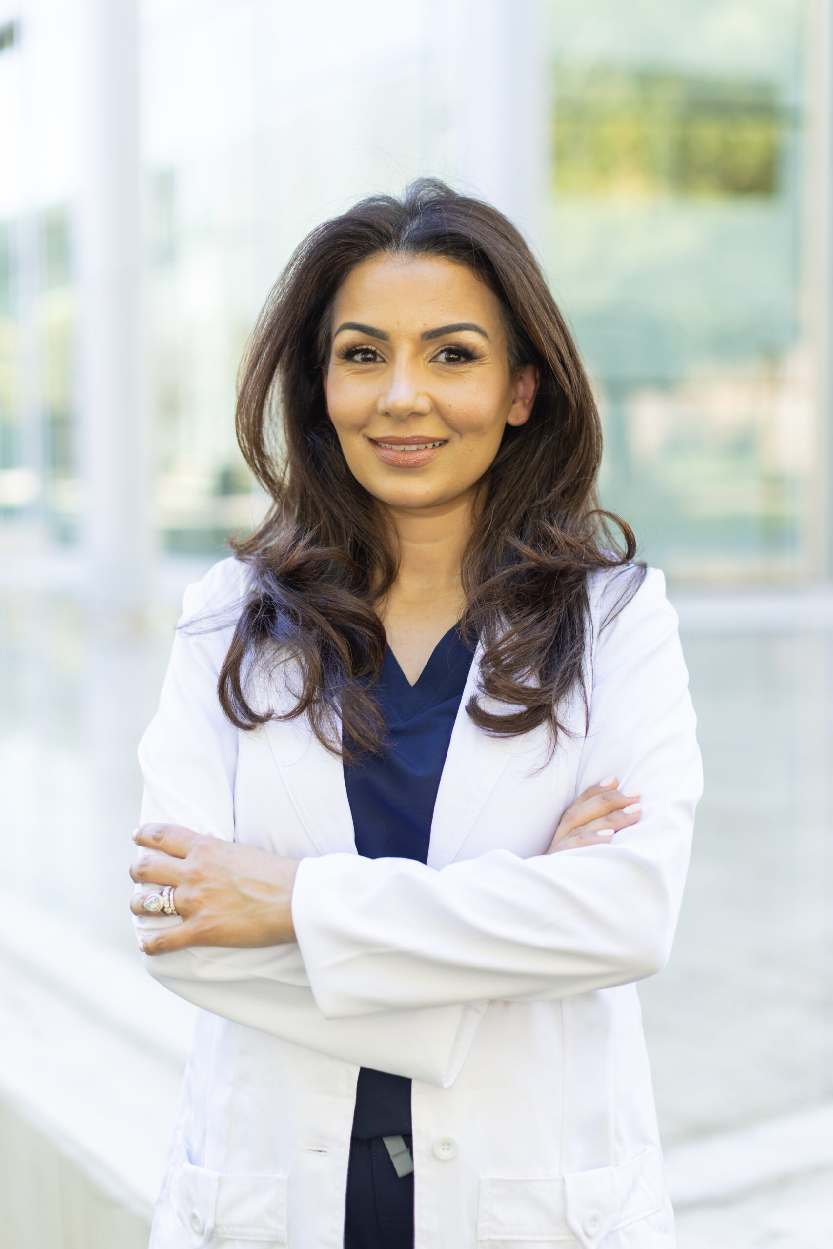 Dr. Niosha Vakilian, DDS.