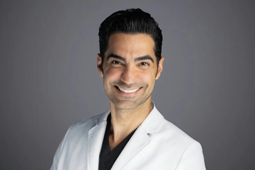Dr. Pouya Vakilian, DMD, MD, oral and maxillofacial surgeon at Valencia Dental Office.