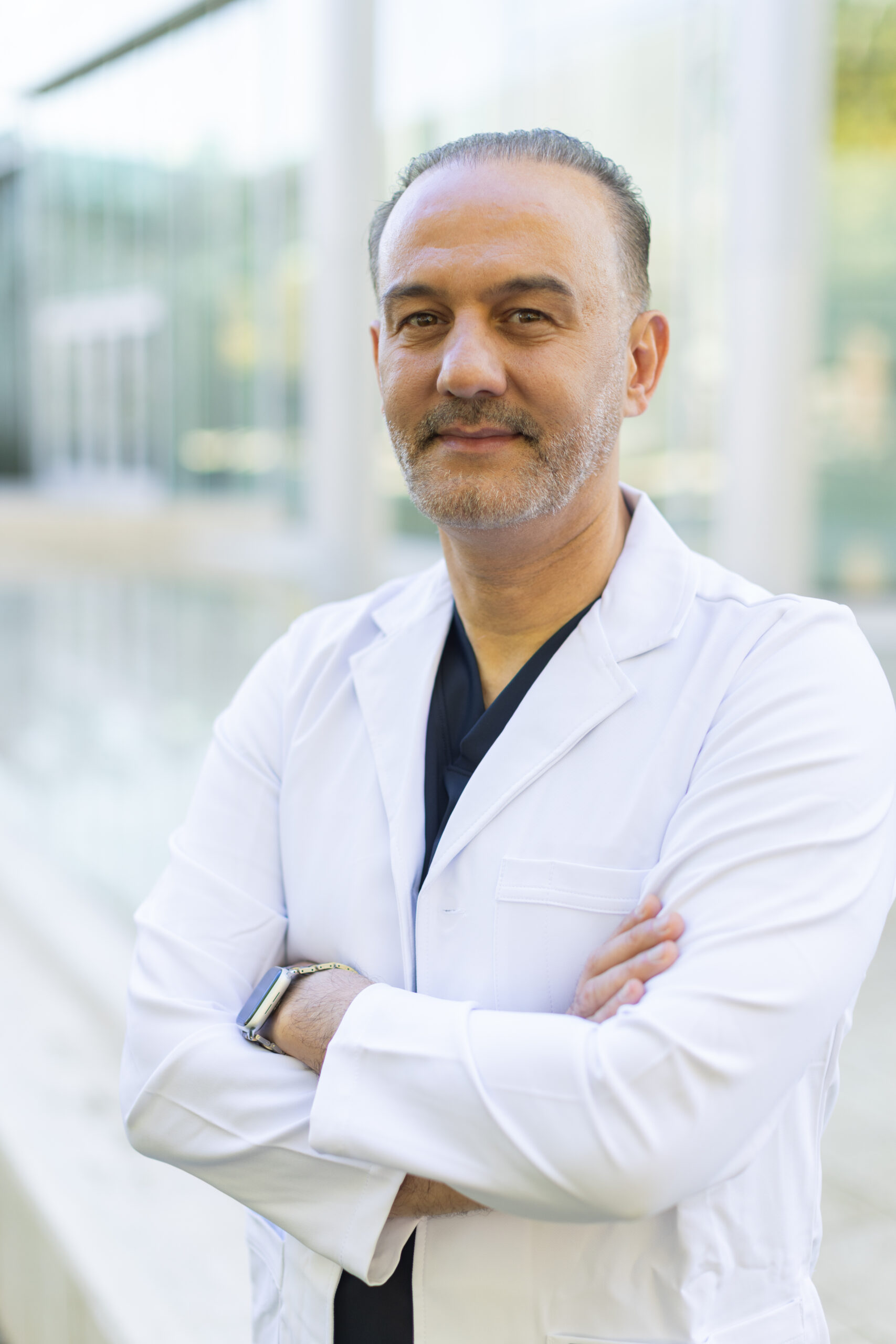 Dr. Saman Edalat, DDS, general dentist at Valencia Dental Office.